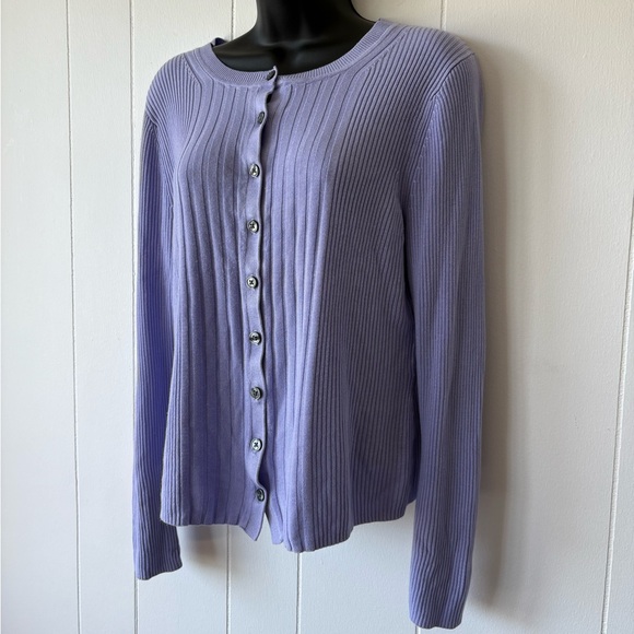 Banana Republic Lilac Ribbed Front-Button Cardigan | Size Medium - Picture 3 of 9